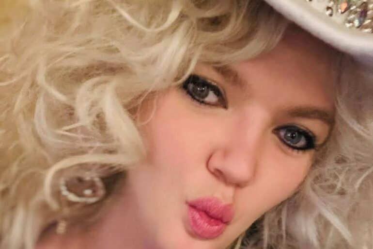 Steel City Songbird - The Unfolding Story of Ashley Puckett